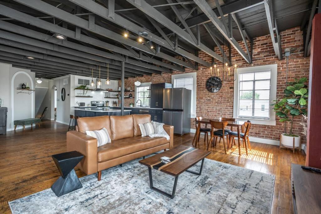 Апартаменты The Loft At 113 - Gateway To The North Texas Hill Country Muenster Экстерьер фото